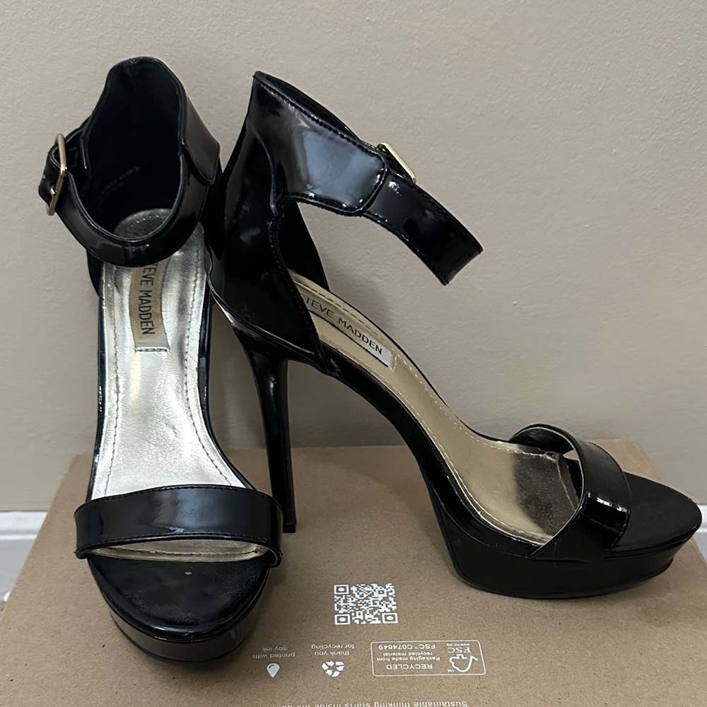 Steve Madden Glossy Black Heels